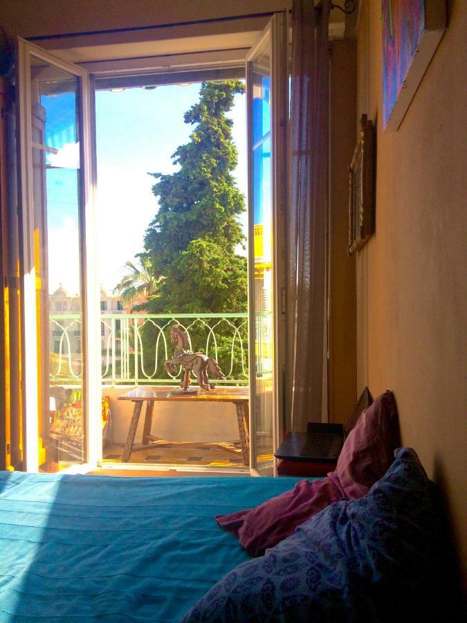 Home Stay - Baie Des Anges Ница Екстериор снимка